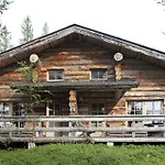 Club Yllaes And Appartement
