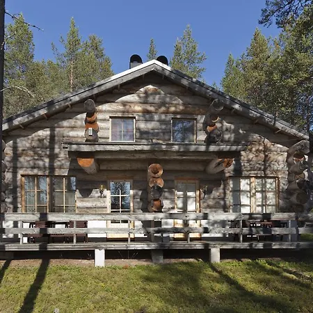 Club Yllaes And Appartement