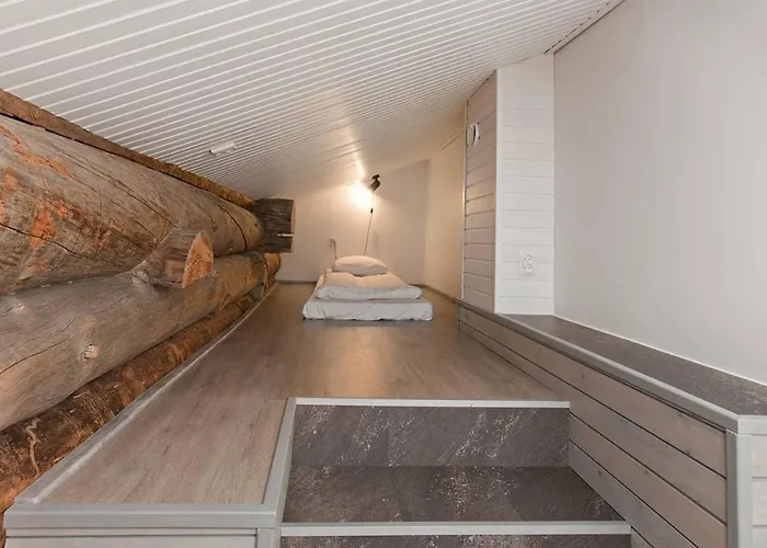 Daire Club Yllaes And *